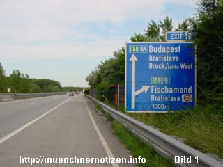 Vorankündigung der Autobahnabfahrt 19 auf der A4 nach Bratislawa